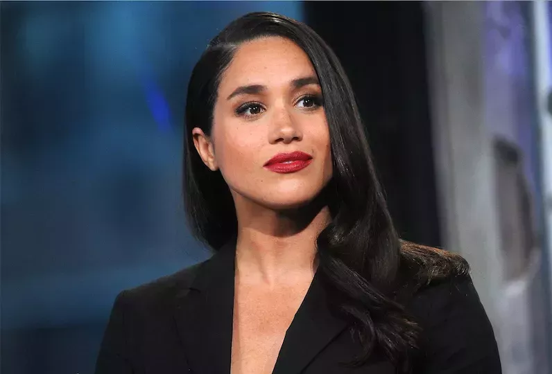 No te tiene que gustar Meghan Markle para creer el racismo que sufrió en Reino Unido