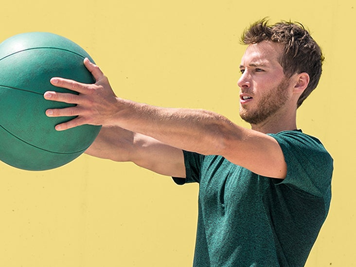 11 mejores ejercicios para los deltoides traseros