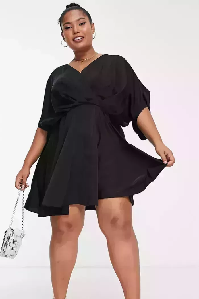 30 Elegantes vestidos de invitada de boda de primavera para 2023