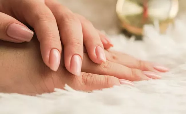 7 consejos para mantener las uñas sanas en invierno