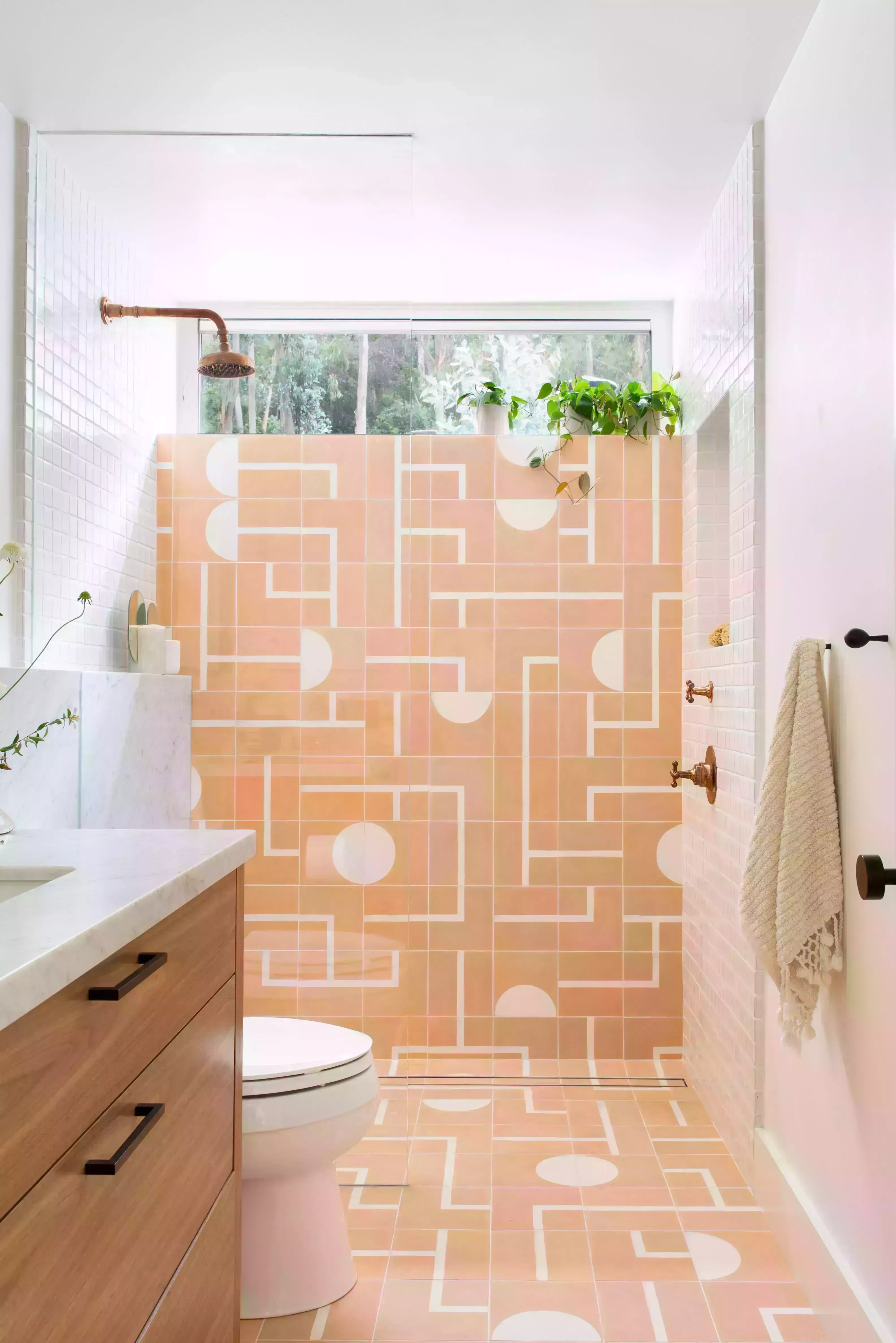 Cómo modernizar el diseño de su cuarto de baño
