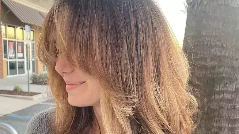 Cómo saber si el corte de pelo 'capa oval' de TikTok es adecuado para ti