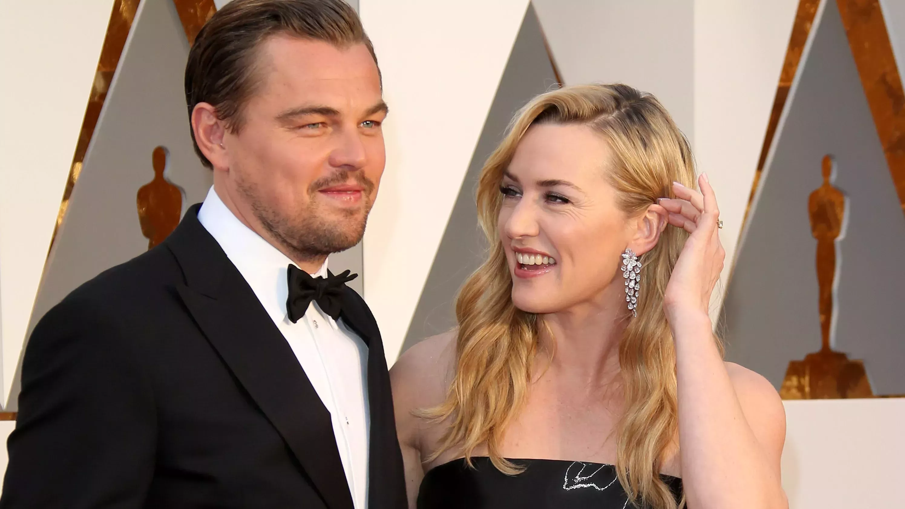 El confuso peinado de Kate Winslet es el nuevo protagonista de 'Titanic'
