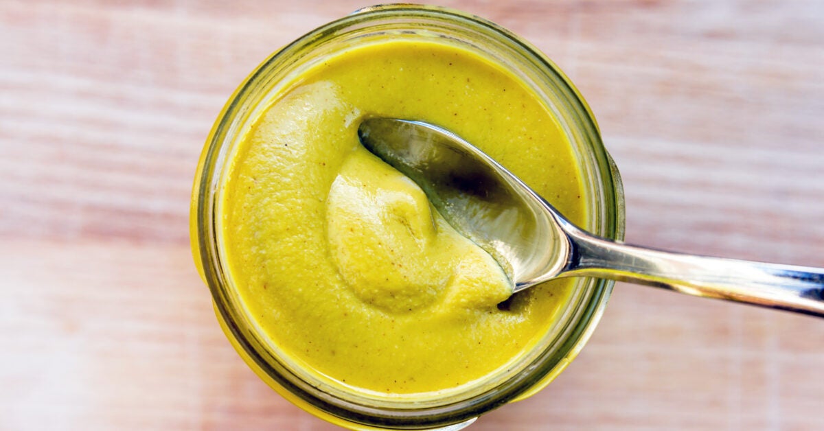 ¿Se estropea la mostaza? Vida útil, consejos de almacenamiento y señales de deterioro