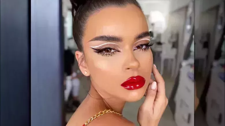 Un pintalabios de moda podría hacer que las fórmulas mate sean cosa del pasado - The List