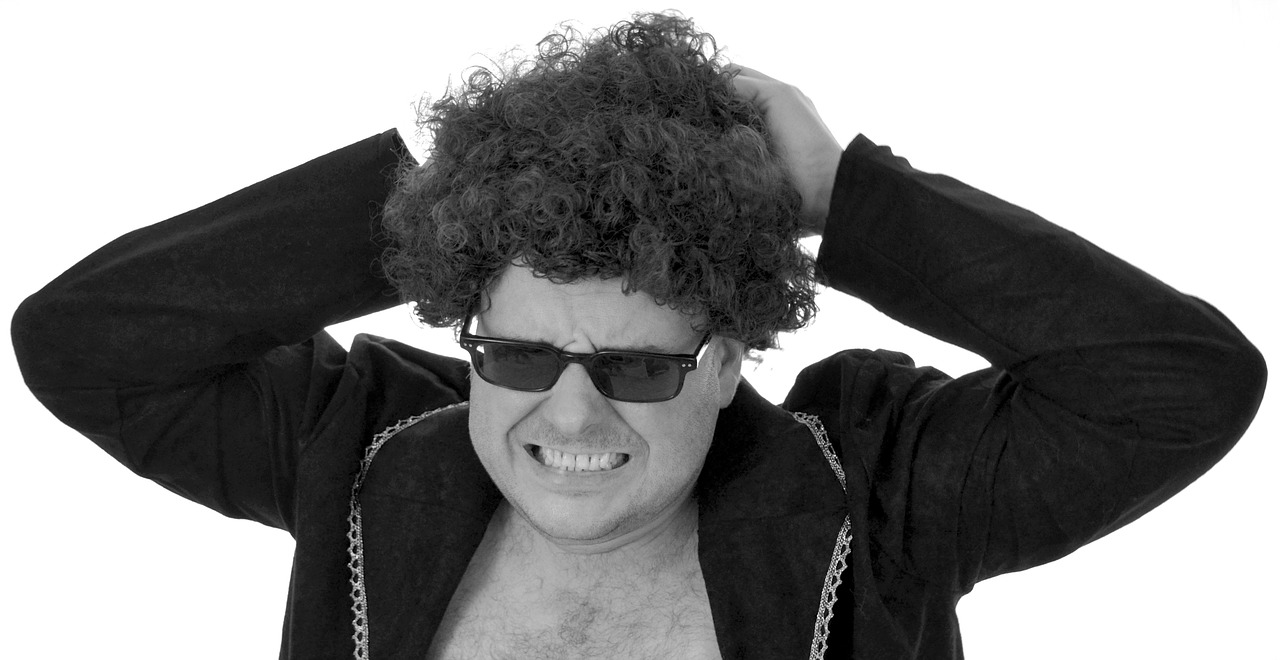 ¿Cómo hacer para rizar el cabello de un hombre?