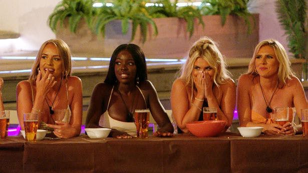 Los momentos más explosivos de una noche de cine en la historia de Love Island