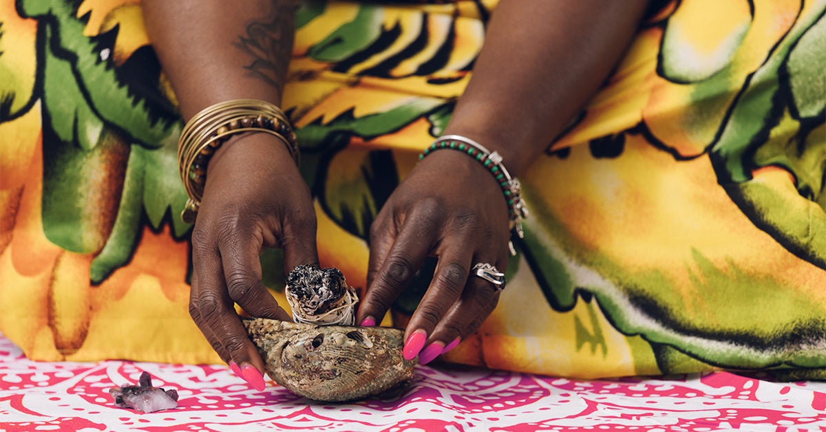 ¿Hace realmente algo por usted la salvia ardiente?