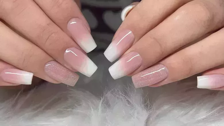 Las uñas 'Baby Boomer' son el clásico look que vuelve con fuerza