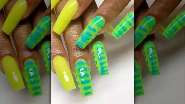 Las uñas largas y cuadradas están de moda y son la base perfecta para el nail art