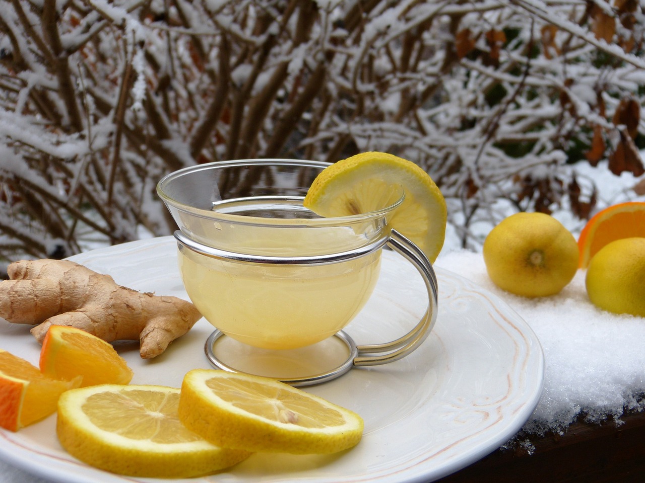 ¿Qué beneficios tiene el jugo de jengibre con limón?