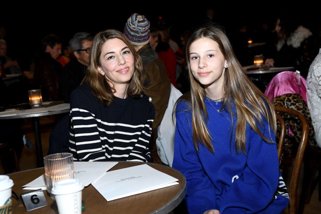 Sofia Coppola dejó en tierra a su hija después de que 'fletara un helicóptero para ver a un amigo del campamento', ahora la familia de Hollywood se está volviendo viral