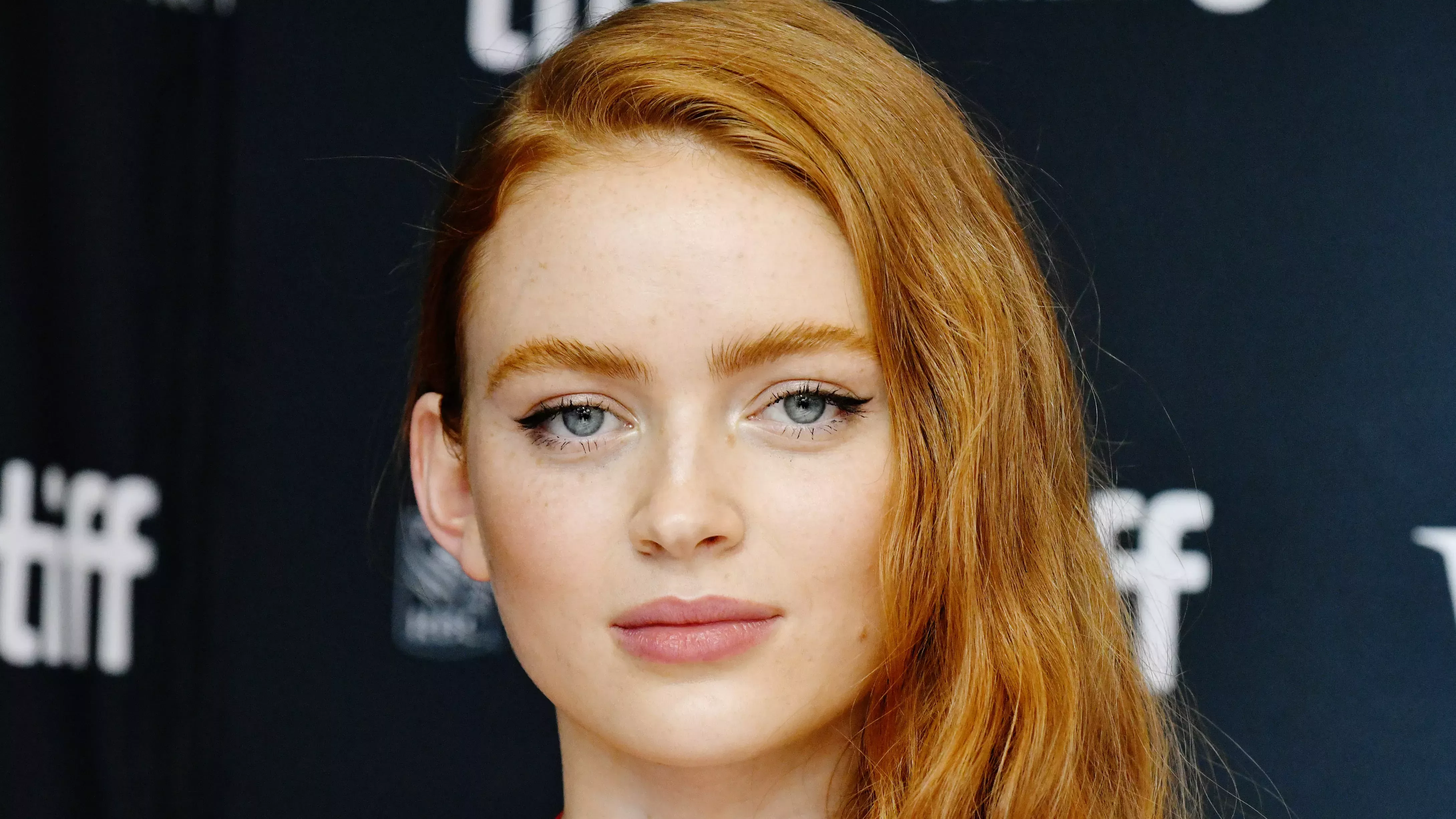 El corte de pelo de Sadie Sink nunca fue un Bob. Es un salmonete de verdad.