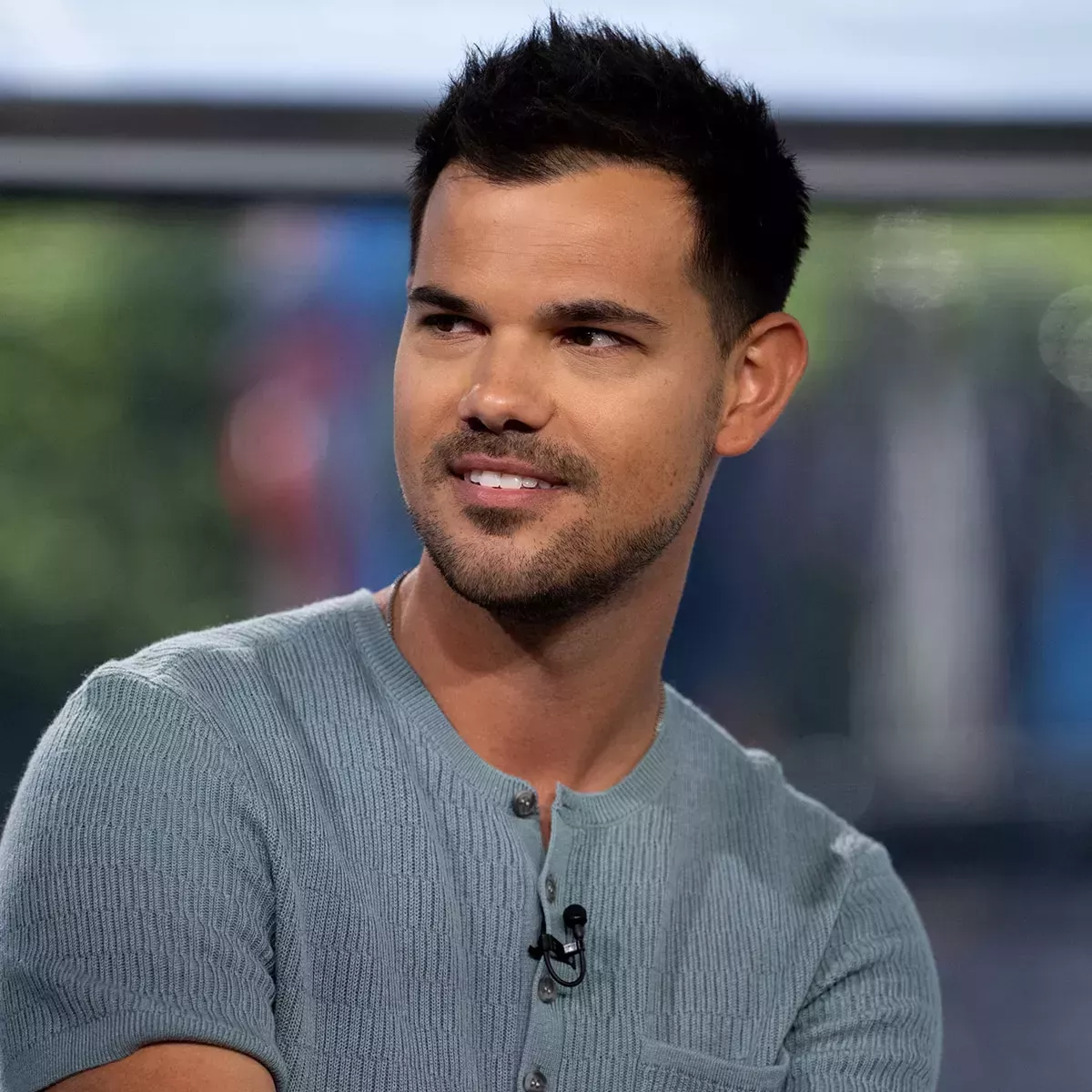Taylor Lautner denuncia los comentarios de odio que dicen que "no ha envejecido bien"
