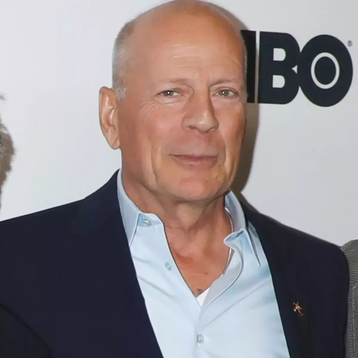 Rumer Willis comparte una foto de Bruce Willis con su primer nieto en brazos