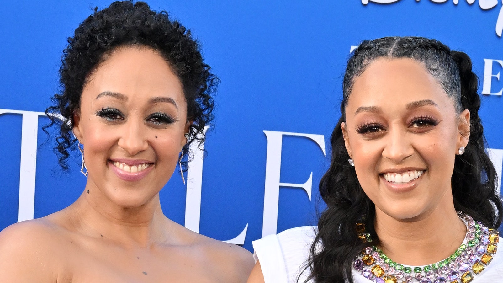 Tia y Tamera Mowry están babeando con sus Silk Press en estas fotos retrospectivas