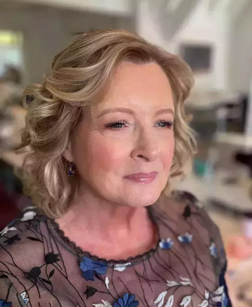 13 Peinados de boda increíbles para mujeres de más de 50 años