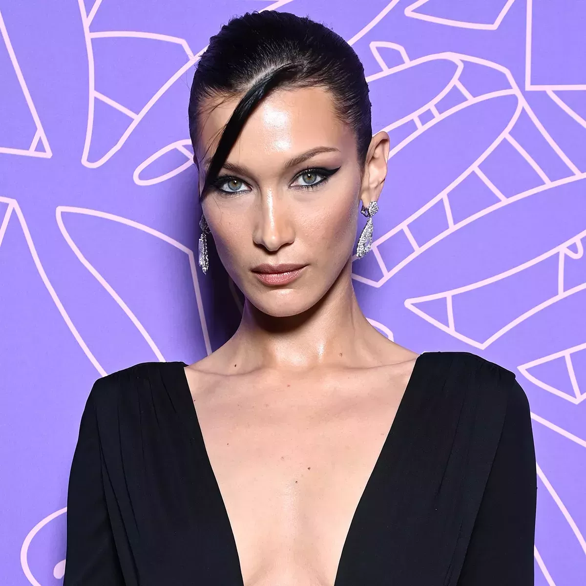 Bella Hadid comparte novedades sobre su salud en medio de una "dolorosa" batalla contra la enfermedad de Lyme