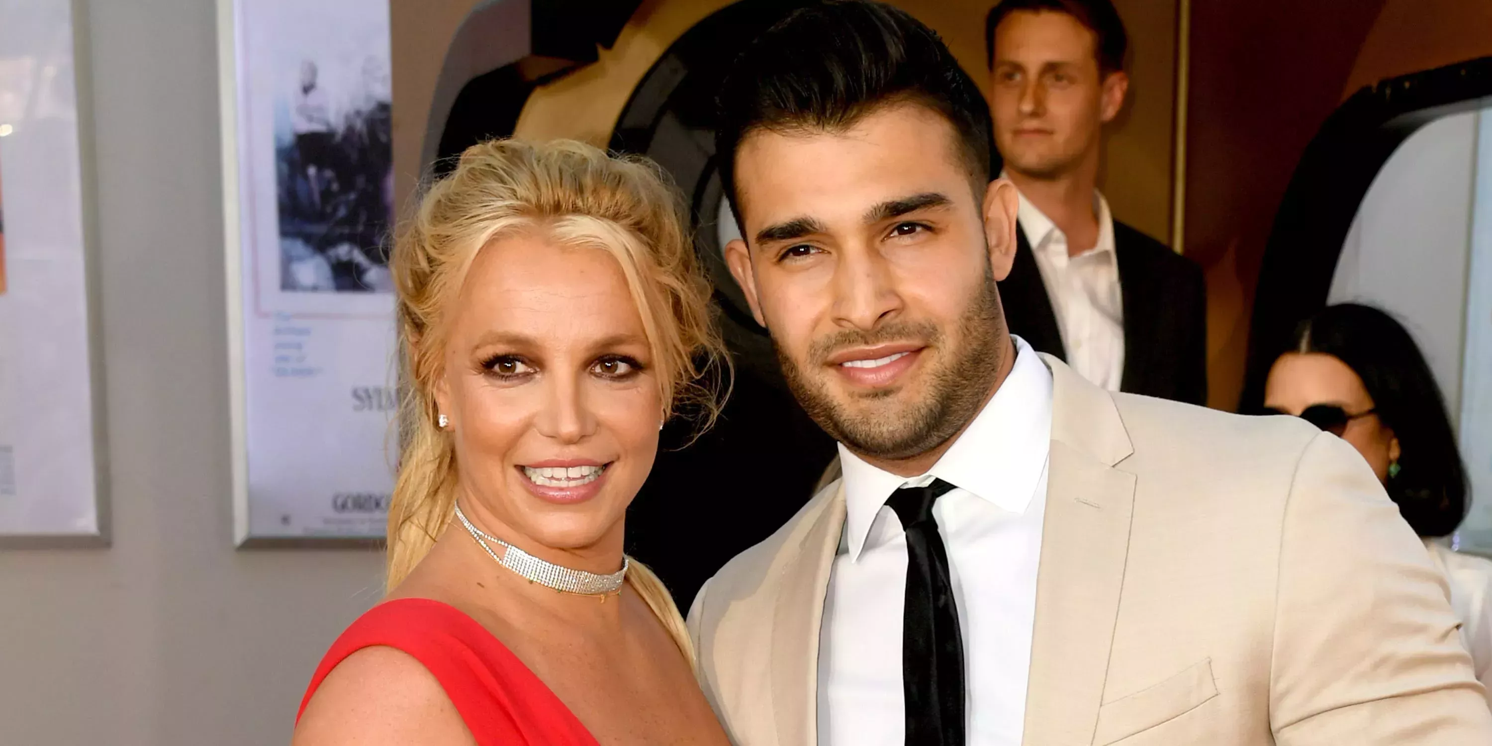 Britney Spears y Sam Asghari se comprometieron en una época tumultuosa y se divorcian ahora que sus vidas se han calmado. Un terapeuta dice que es un patrón común.