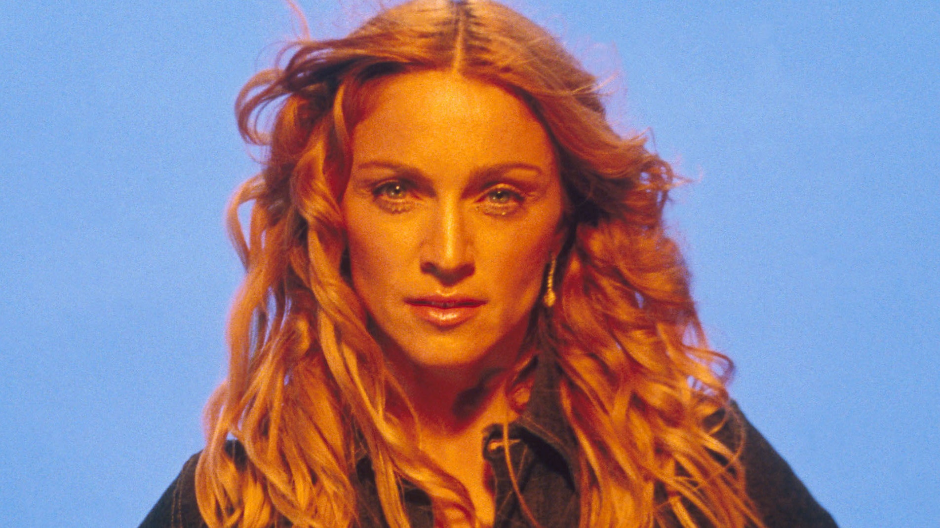 El pelo &quot;rayo de luz&quot; de Madonna vuelve triunfante