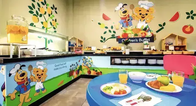 Siete vacaciones con todo incluido en las que sus hijos comerán felices