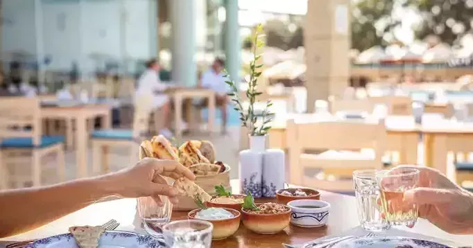 Siete vacaciones con todo incluido en las que sus hijos comerán felices