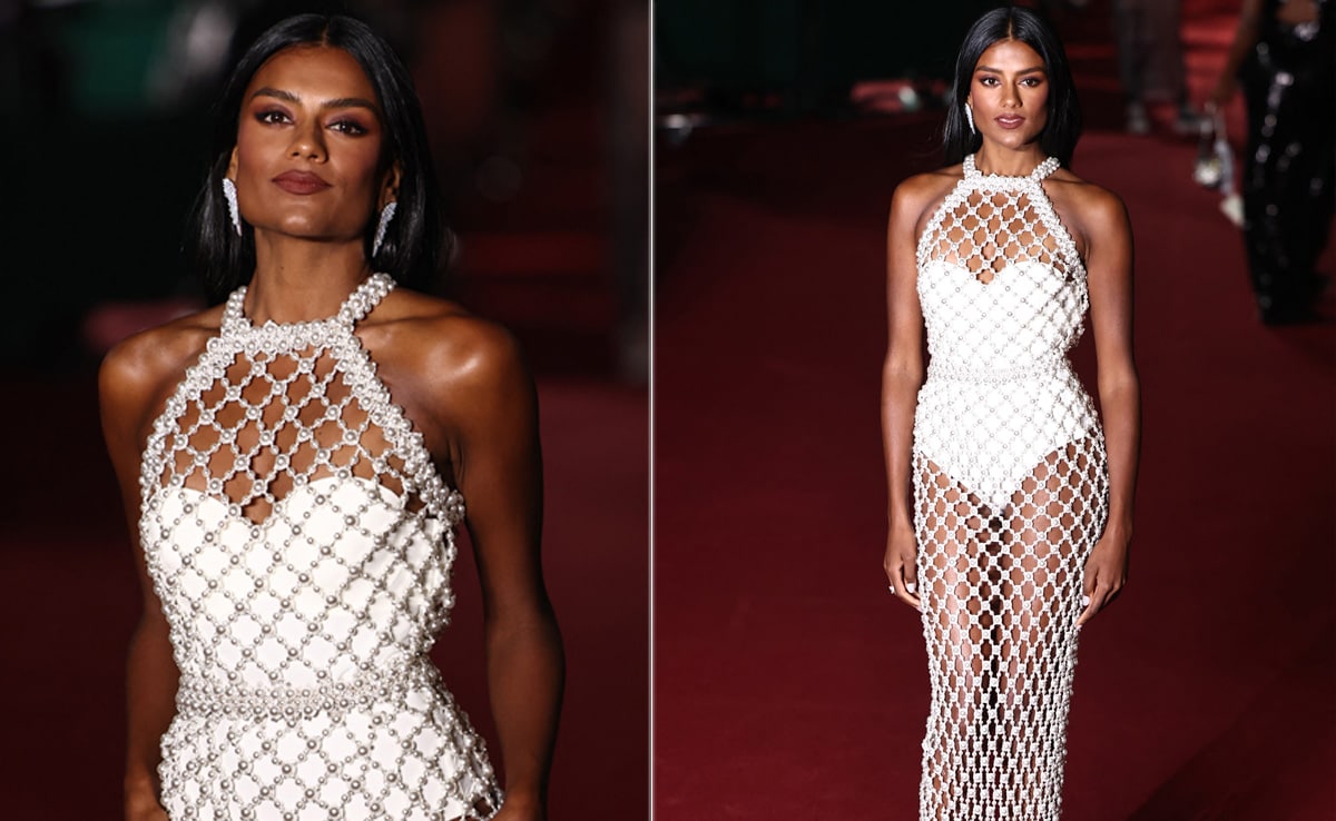 Hay una perla en esta ostra y es Simone Ashley con un vestido calado