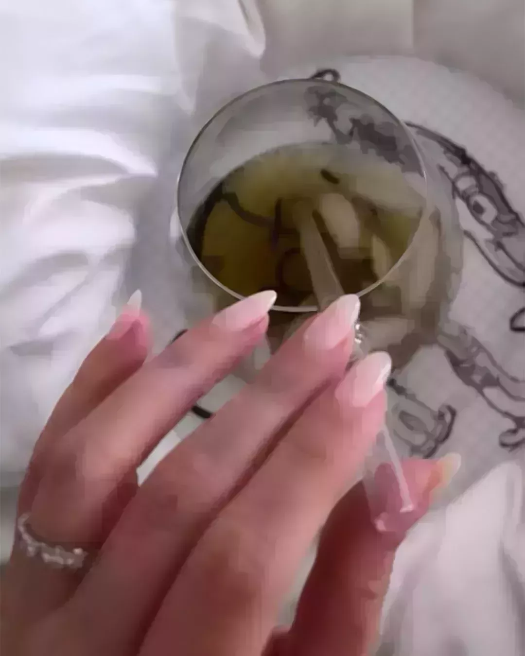 Kourt&#8217;s New Weekly Tea Rotation During Her Pregnancy