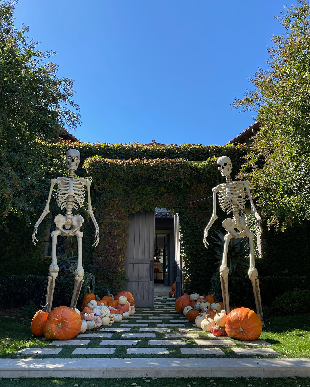 Menos de 50 dólares: Decoraciones de Halloween inspiradas en Kourt