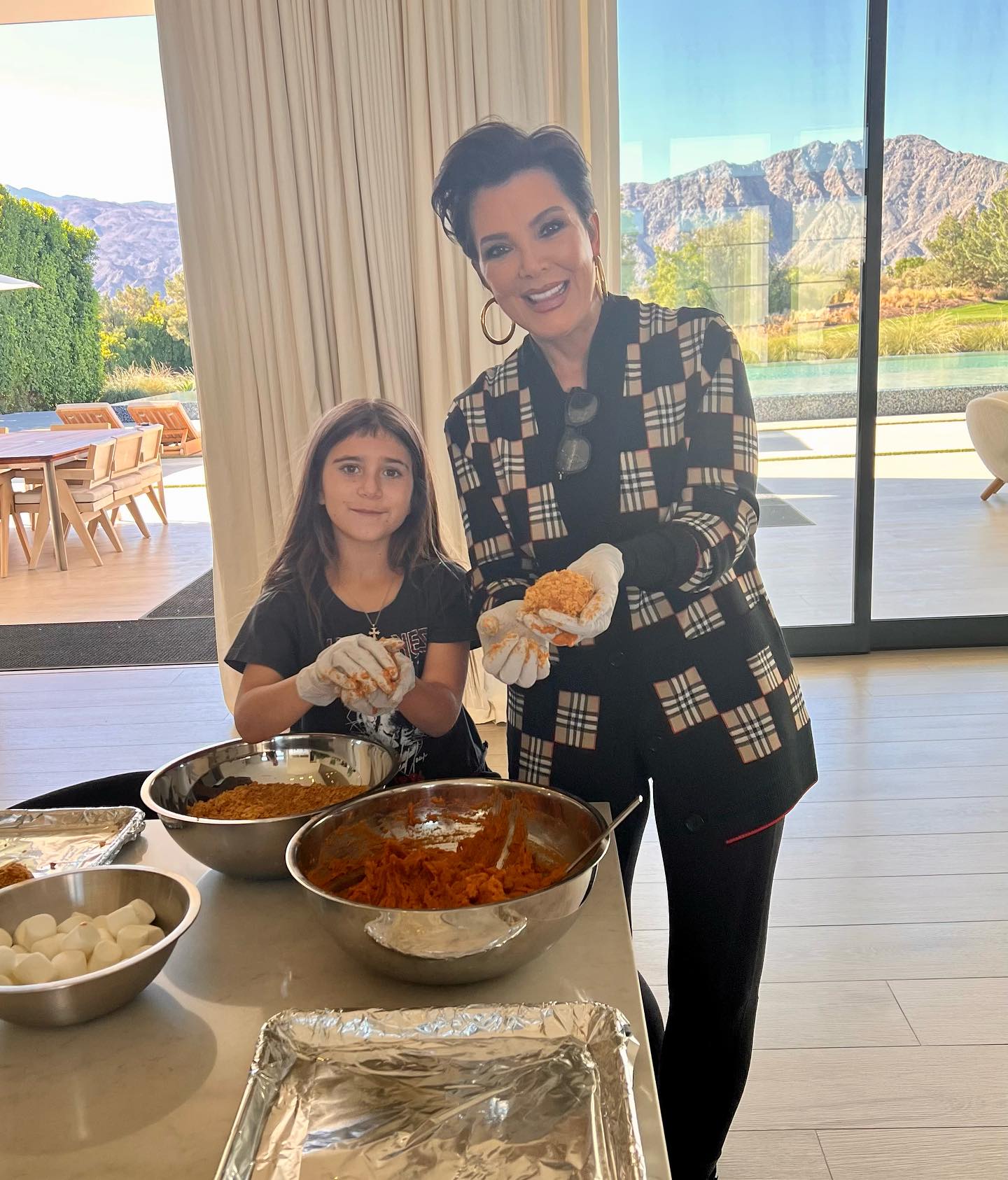 Boniatos rellenos de malvavisco de la abuela de Kris Jenner