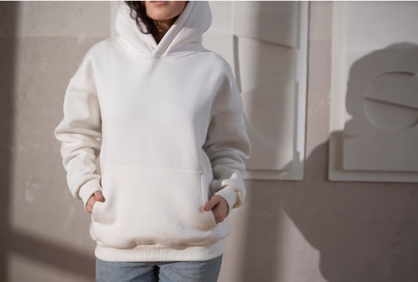 Pacha y J Balvin se dan la mano con una nueva edición limitada de ropa