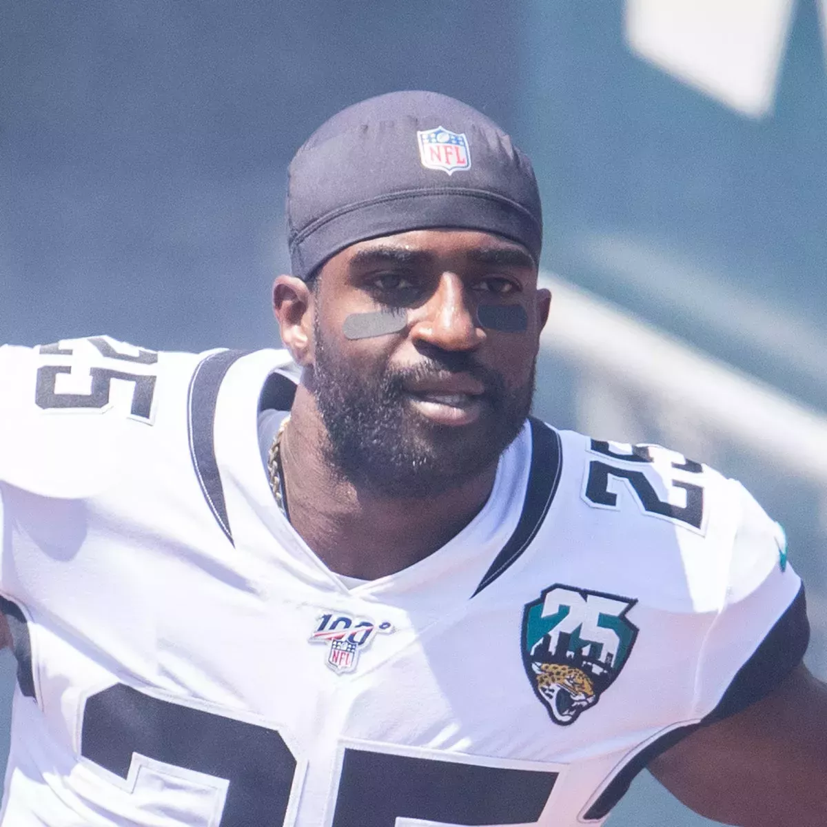 El ex jugador de la NFL D.J. Hayden fallece a los 33 años tras un accidente de tráfico