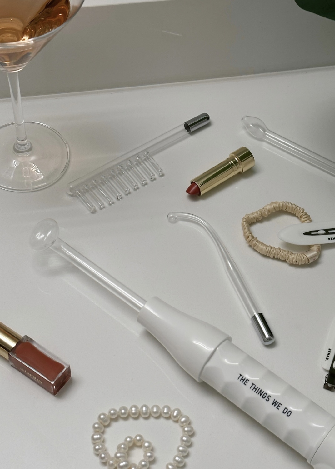 Este artilugio de menos de 100 dólares ha mejorado mi rutina de cuidado de la piel 