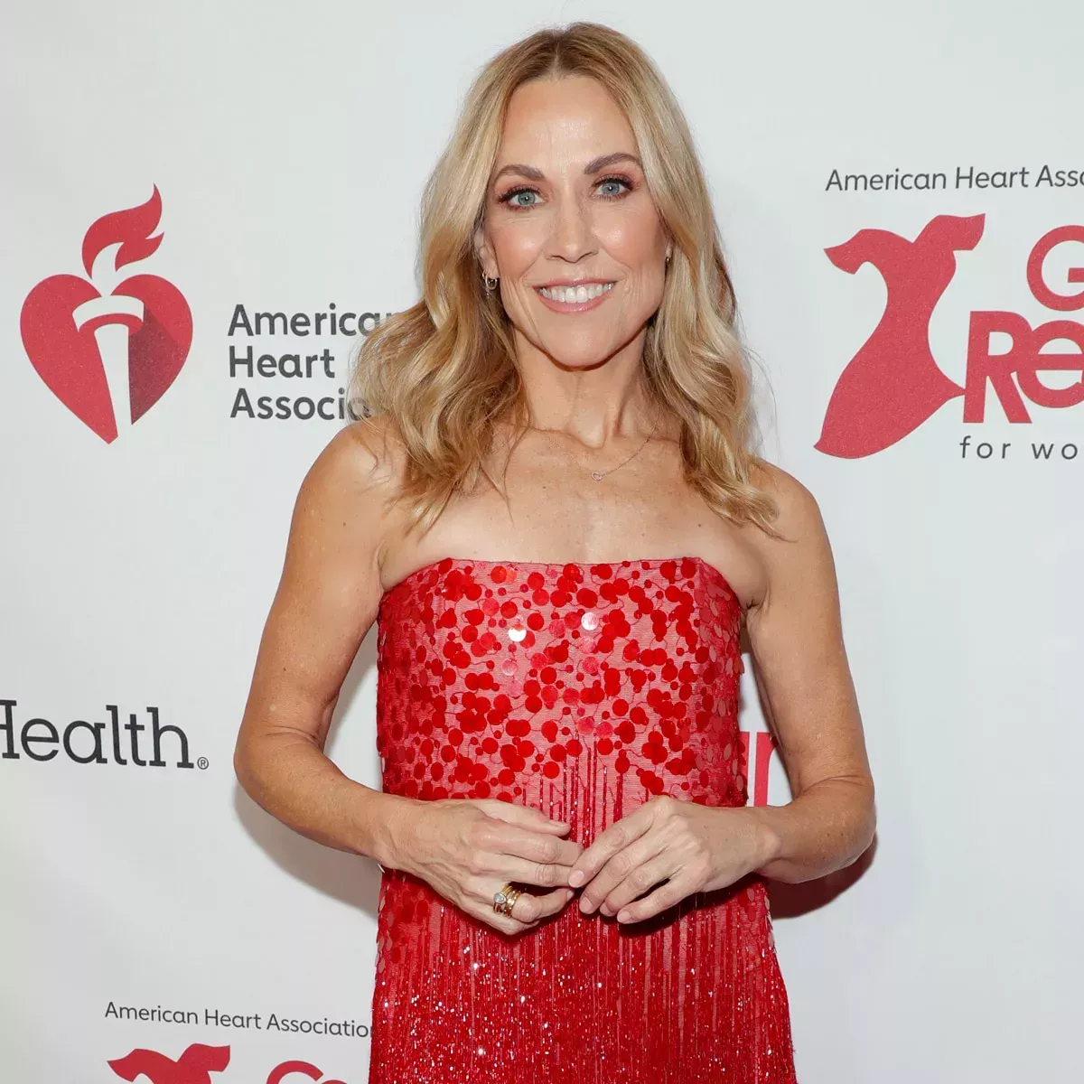 Los hijos de Sheryl Crow crecen en la alfombra roja con su madre