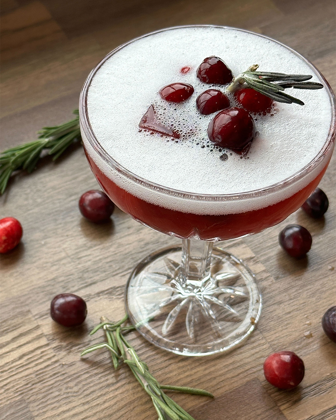 Cubitos de hielo de arándanos rojos listos para Instagram