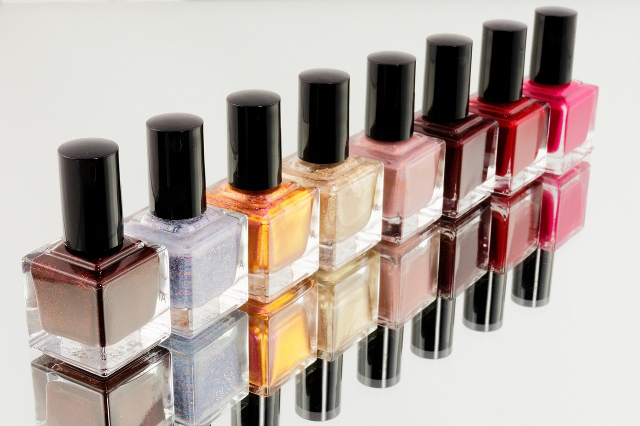 ¿Qué diferencia hay entre las uñas acrílicas y las uñas de gel?