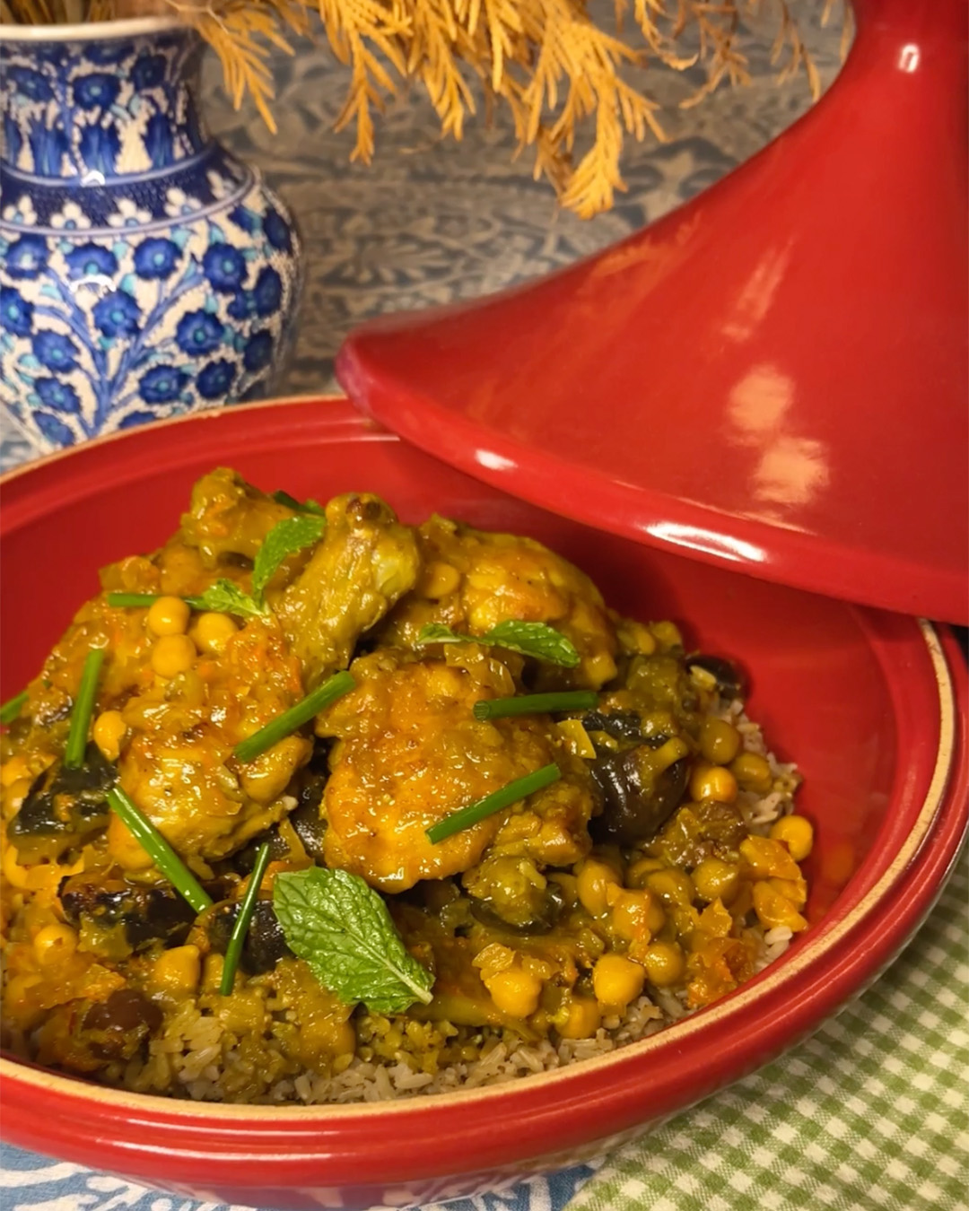 Tagine marroquí de pollo e higos