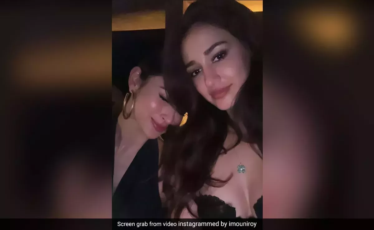 Amigas como Mouni Roy y Disha Patani que brillan juntas, permanecen juntas