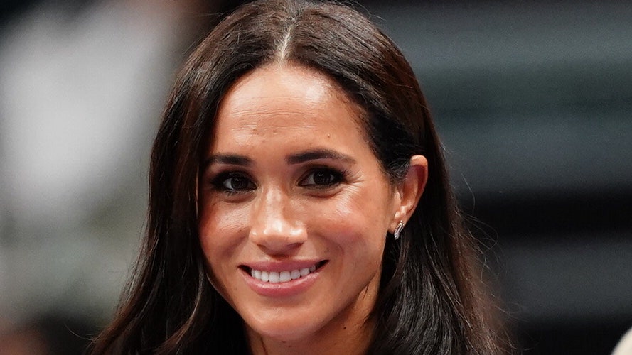 Apuesto a que ni siquiera te diste cuenta de que Meghan Markle cambió su color de pelo