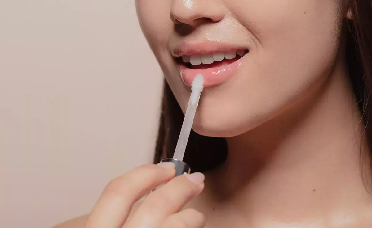 Este San Valentín, luce unos labios radiantes con estos brillos de labios imprescindibles y consigue hasta un 10% en recompensas.