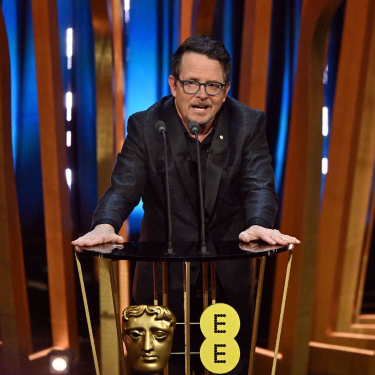 Michael J. Fox recibe una gran ovación durante su aparición en los BAFTA 2024