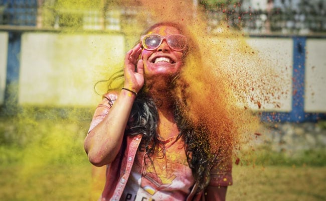 Holi 2024: Lista de belleza antes de salir a jugar con los colores