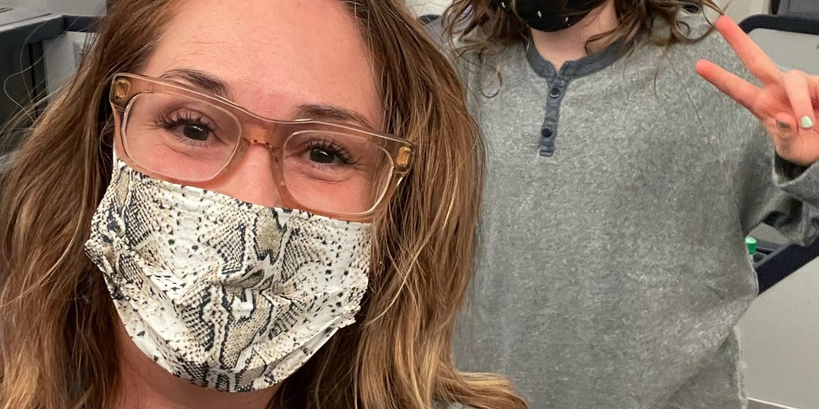 Tengo una discapacidad invisible. Volar es muy estresante y los demás viajeros no entienden por qué.