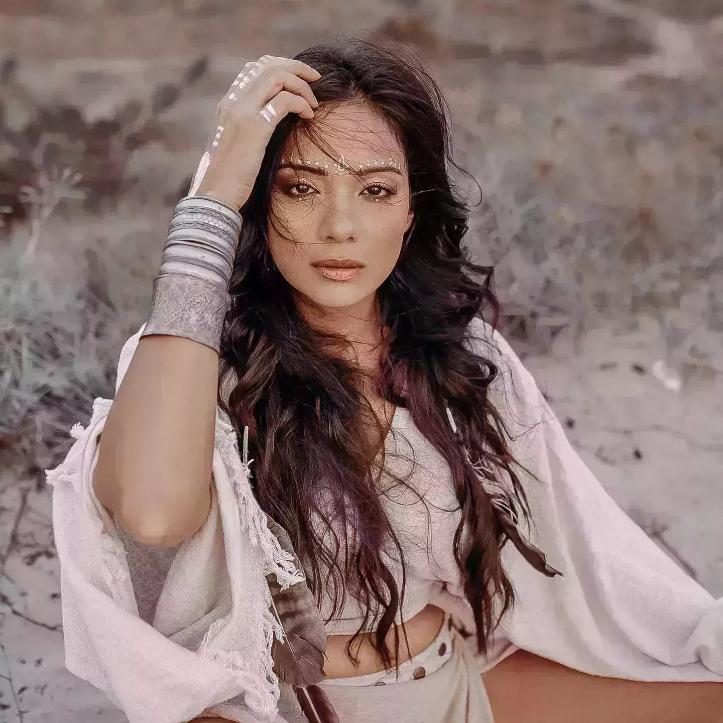 20 ideas de maquillaje boho que vale la pena probar para todas