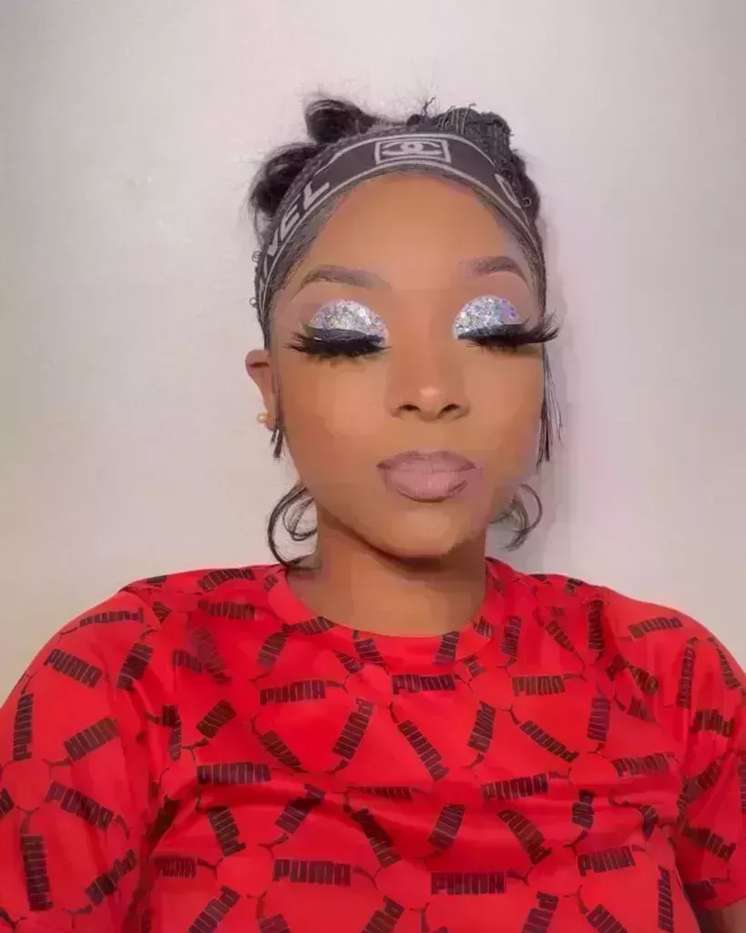 20 maquillajes de ojos para piel oscura que nos encantan