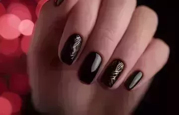 50 mejores ideas de diseño de uñas negras para manicuras con estilo