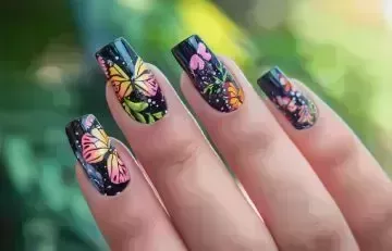 50 mejores ideas de diseño de uñas negras para manicuras con estilo