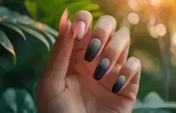 50 mejores ideas de diseño de uñas negras para manicuras con estilo