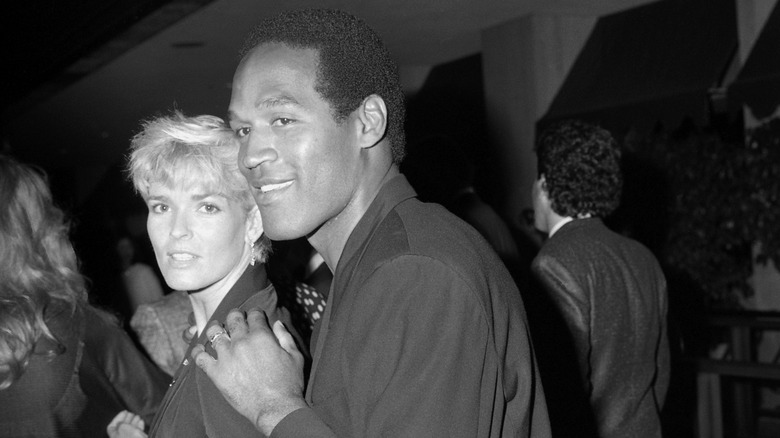 Los 5 detalles más trágicos de la relación entre O.J. Simpson y Nicole Brown