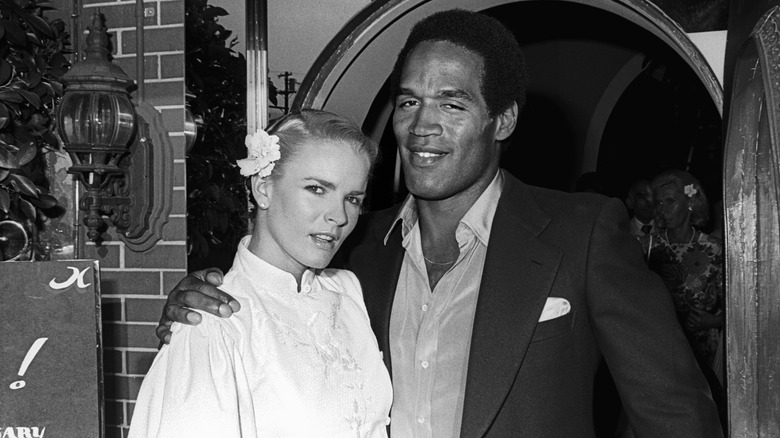 Los 5 detalles más trágicos de la relación entre O.J. Simpson y Nicole Brown